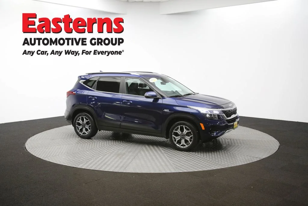 Used 2022 Blue Kia EX image 48