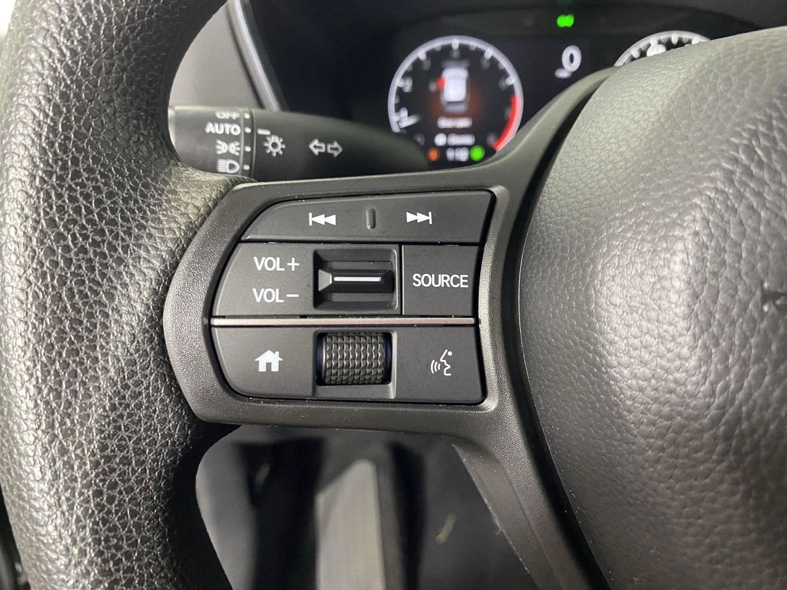 Used 2024 Crystal Black Pearl Honda LX image 14