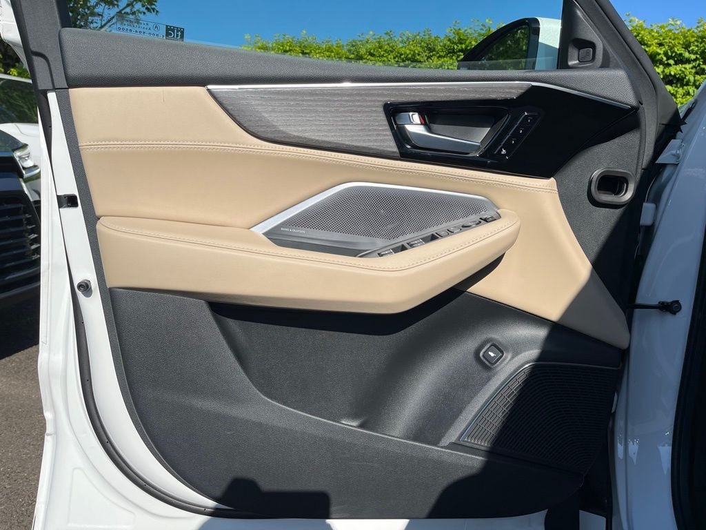 New 2026 Platinum White Pearl Acura Advance Package image 10