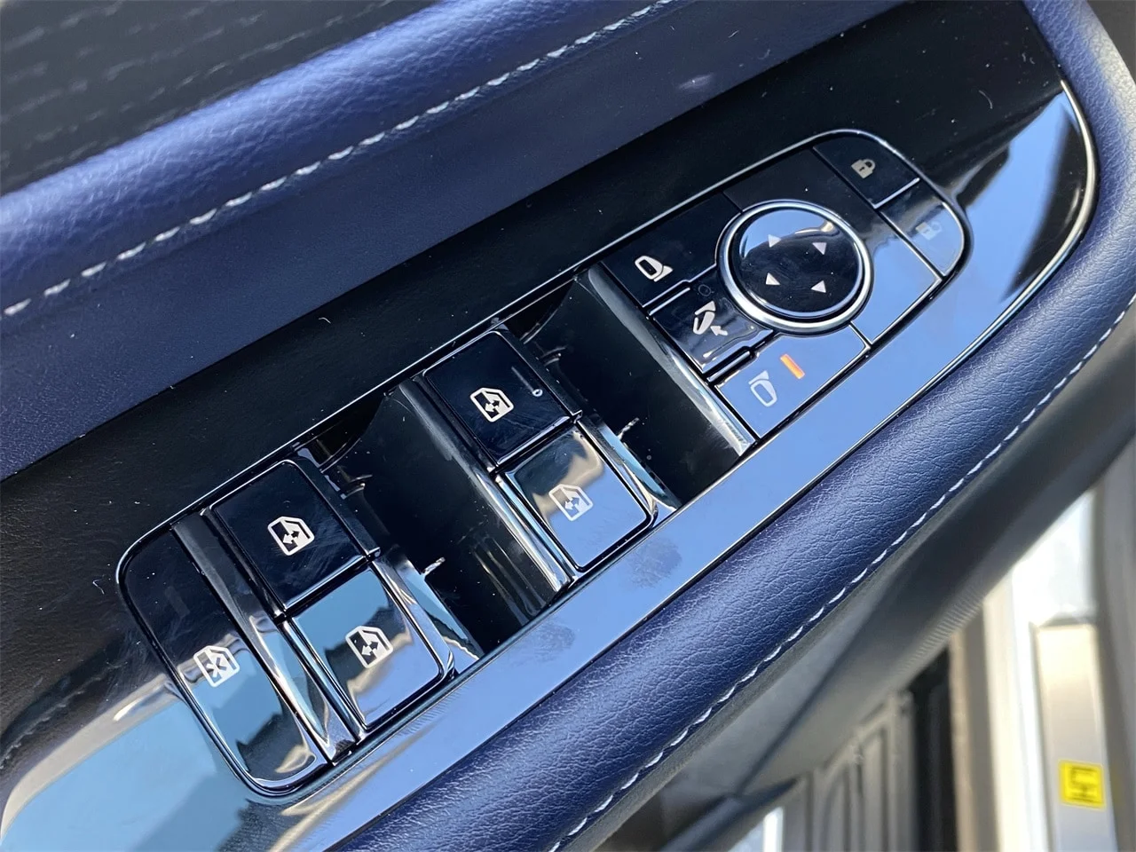 2026 INFINITI QX80 Sport - Photo 24