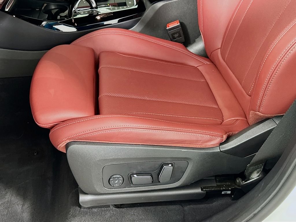 Certified Used 2024 Alpine White BMW xDrive30i image 20