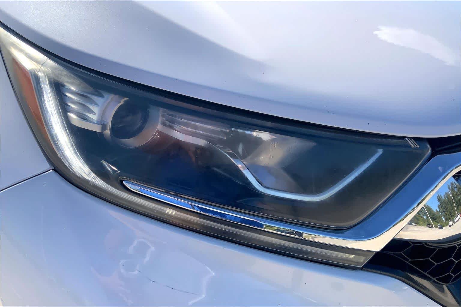Used 2019 Platinum White Pearl Honda EX image 24