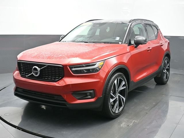 2021 Volvo XC40 R-Design