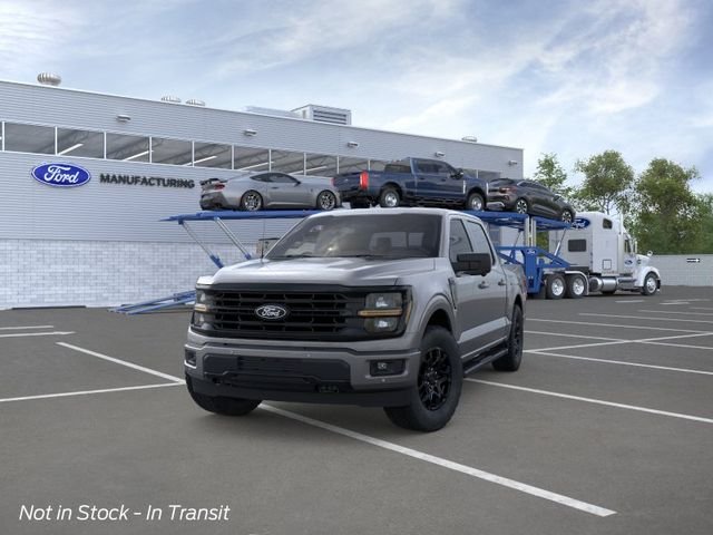 New 2026 Carbonized Gray Metallic Ford XLT image 2