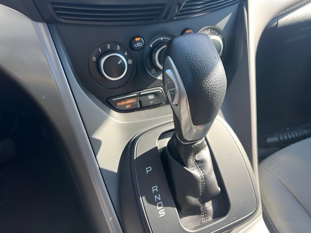 Used 2015 Magnetic Ford SE image 29