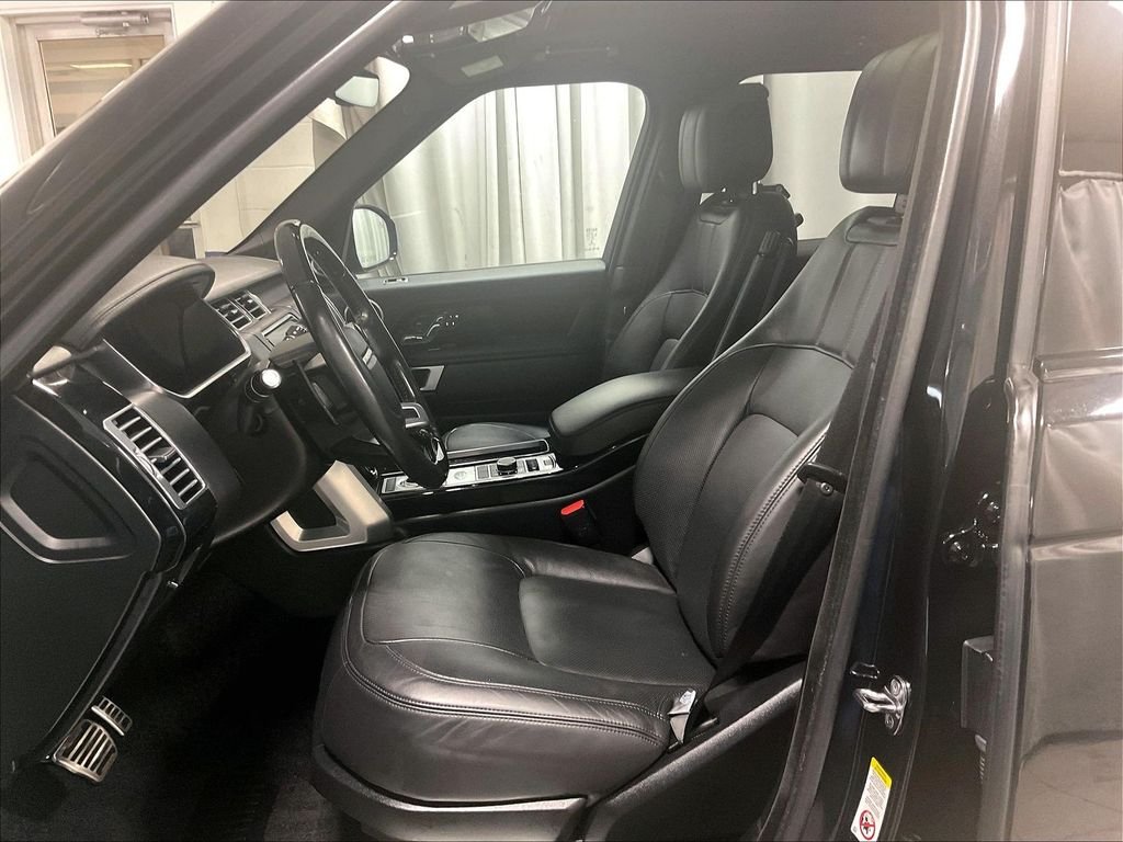 Used 2021 Black Land Rover Westminster image 10