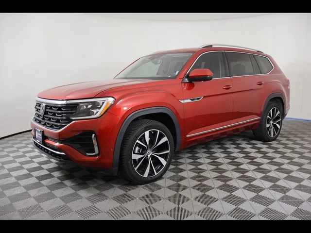 Pre-Owned 2024 Volkswagen Atlas 2.0T SEL Premium R-Line