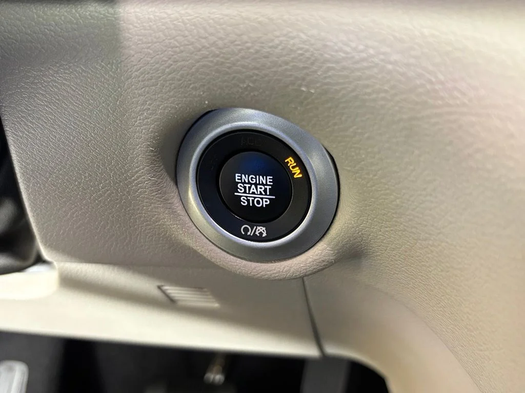 Used 2023 White Chrysler LX image 27