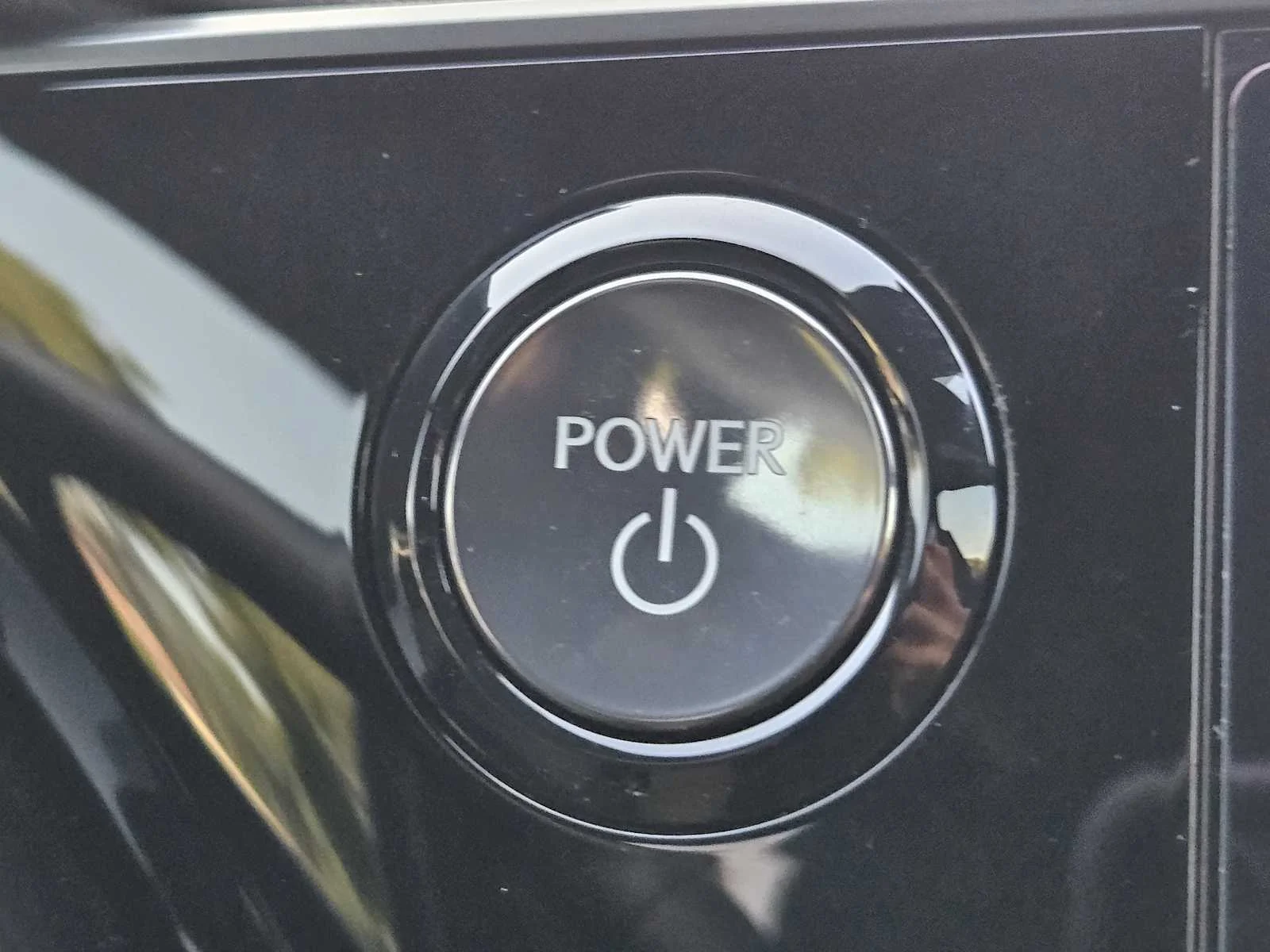 Certified Used 2025 WIND CHILL PEARL Lexus F SPORT Premium image 15
