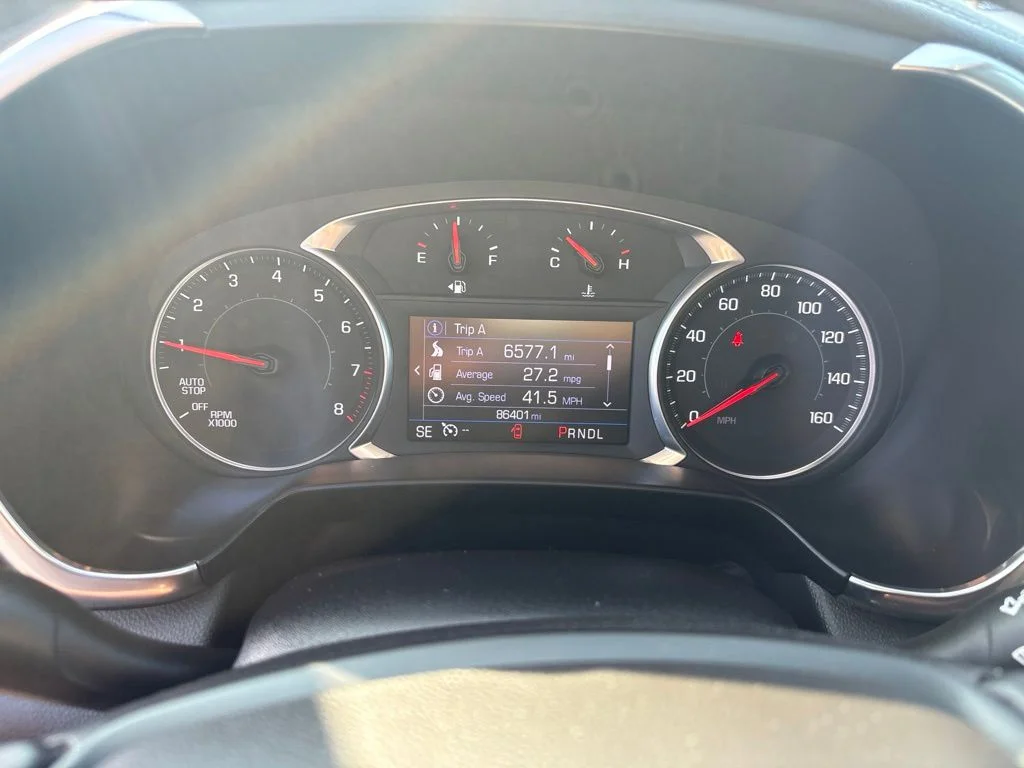 Used 2020 Midnight Blue Metallic Chevrolet LT image 16