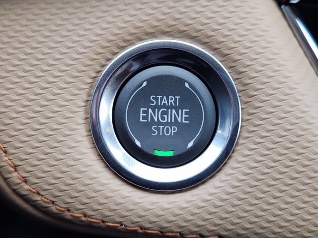 New 2027 Mosaic Black Metallic Chevrolet ACTIV image 23
