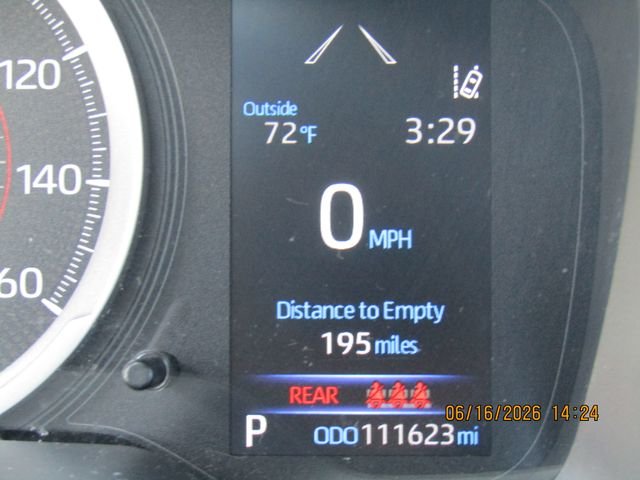 Certified Used 2022 Classic Silver Metallic Toyota SE image 12