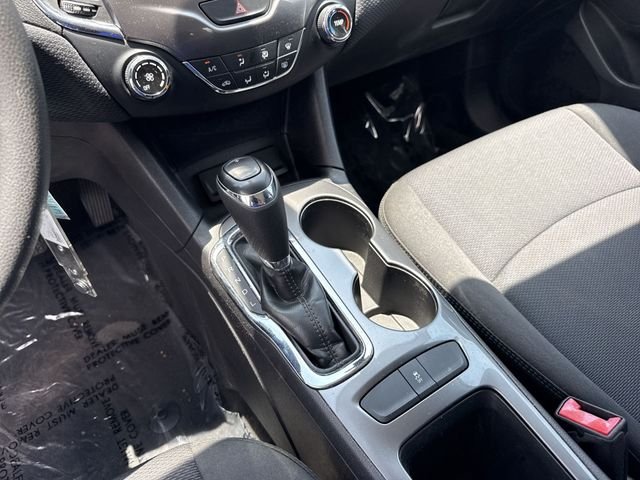 Used 2018 Silver Chevrolet LT image 21