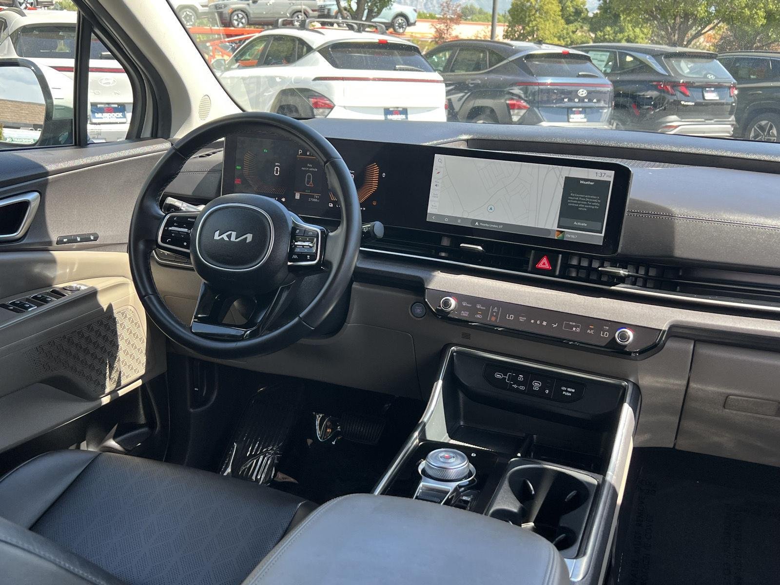 2026 Kia Carnival EX - Photo 22