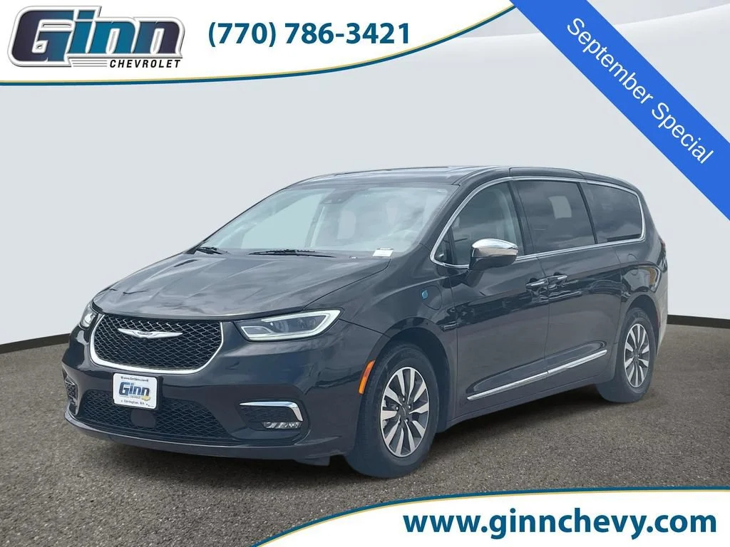 2023 Chrysler Pacifica Hybrid Limited Sports Van