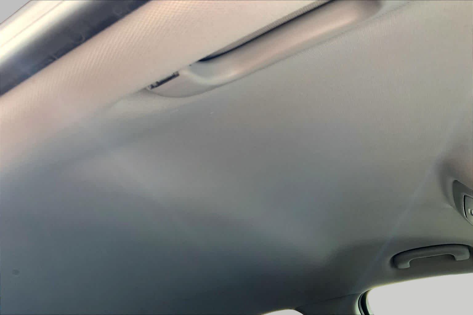 Used 2019 Ebony Twilight Metallic GMC SLE image 14