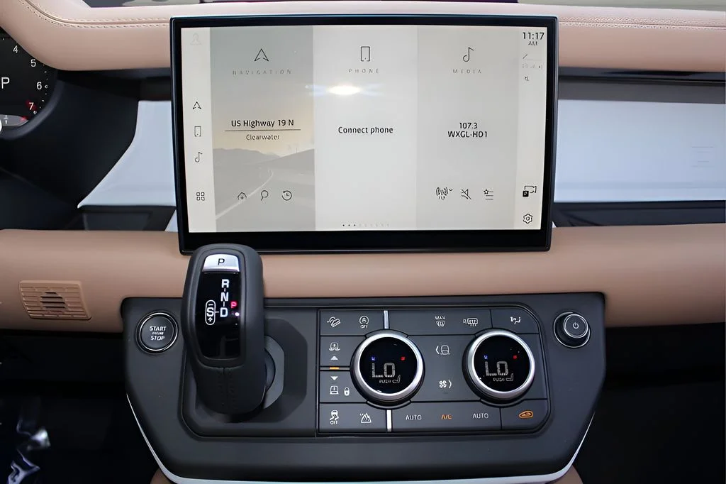 Certified Used 2025 Gray Land Rover S image 22