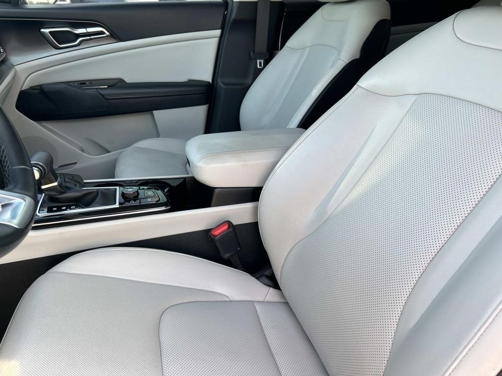 Certified Used 2023 Gray Kia EX image 27