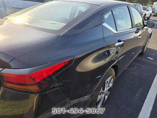 Used 2024 Black Nissan 2.5 S image 8