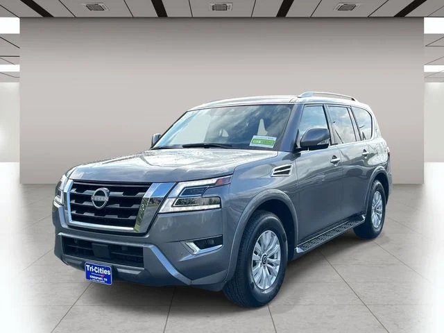 Used 2024 Gray Nissan SV image 7