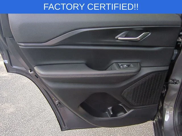 Used 2025 Gray Jeep Altitude X image 28