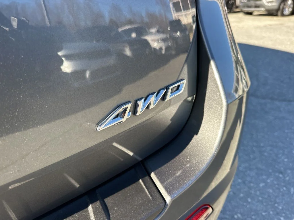 Used 2025 Gray Ford ST-Line image 31