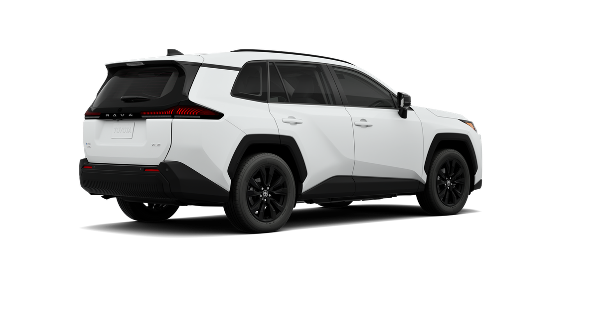 New 2026 Ice Cap Toyota XLE Premium image 10