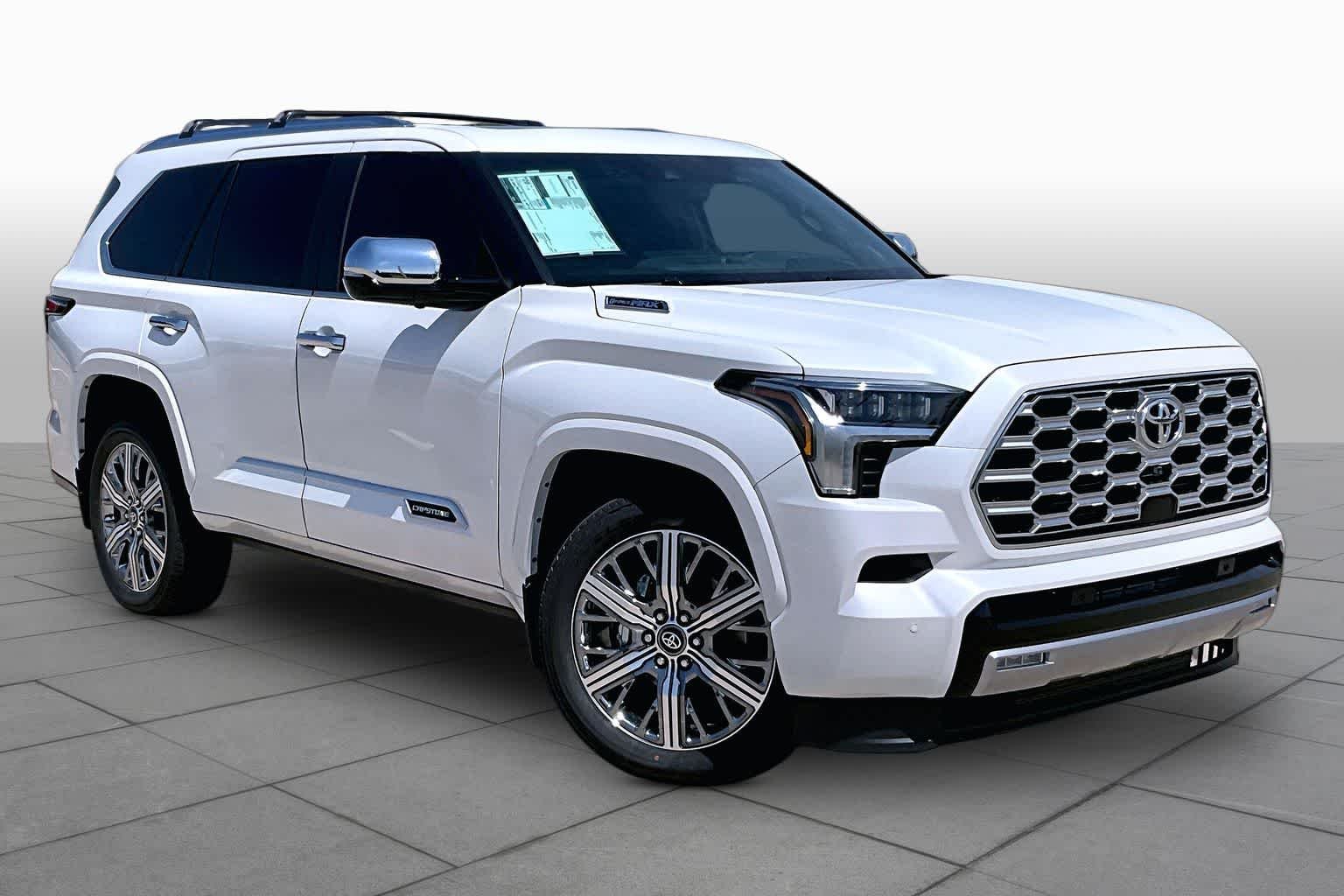 New 2026 Wind Chill Pearl Toyota Capstone image 2