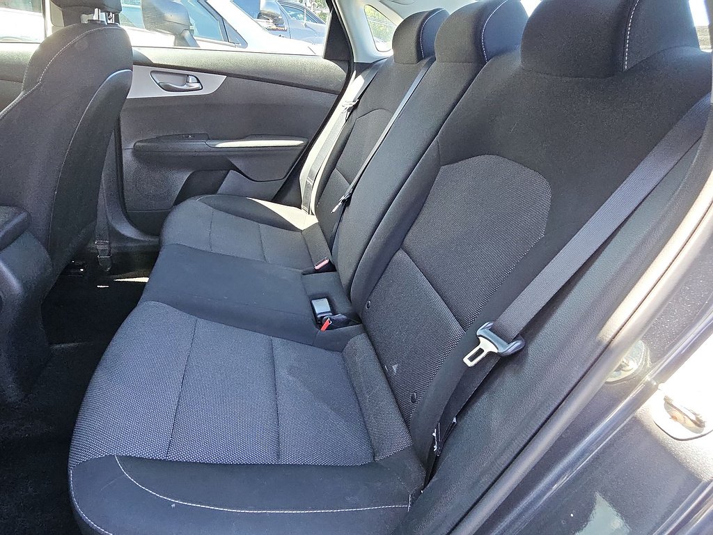 Used 2023 Gravity Gray Kia LXS image 27