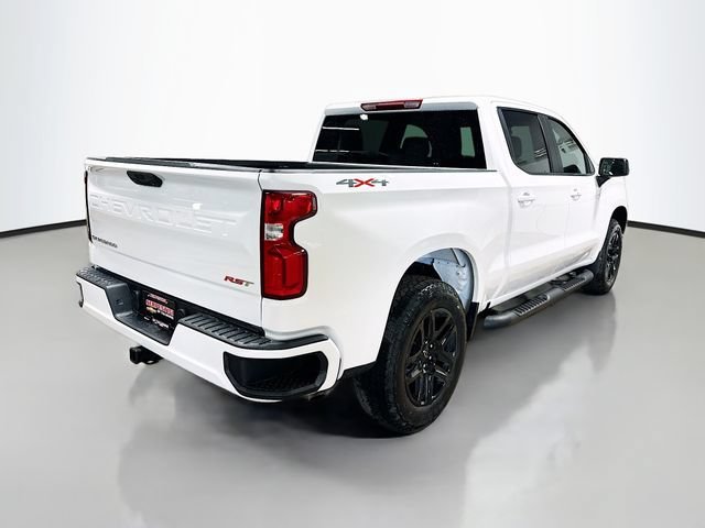 New 2026 Summit White Chevrolet RST image 7
