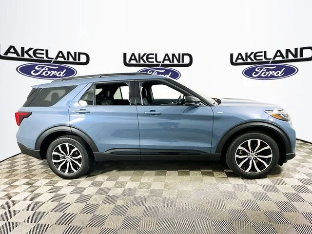 New 2026 Ford Explorer ST-Line