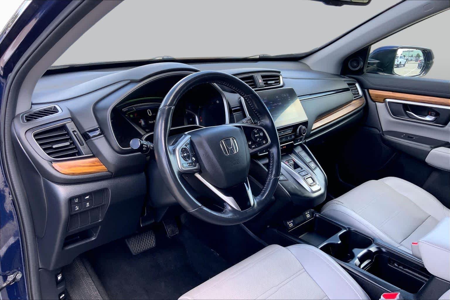 Used 2022 Platinum White Pearl Honda EX-L image 18