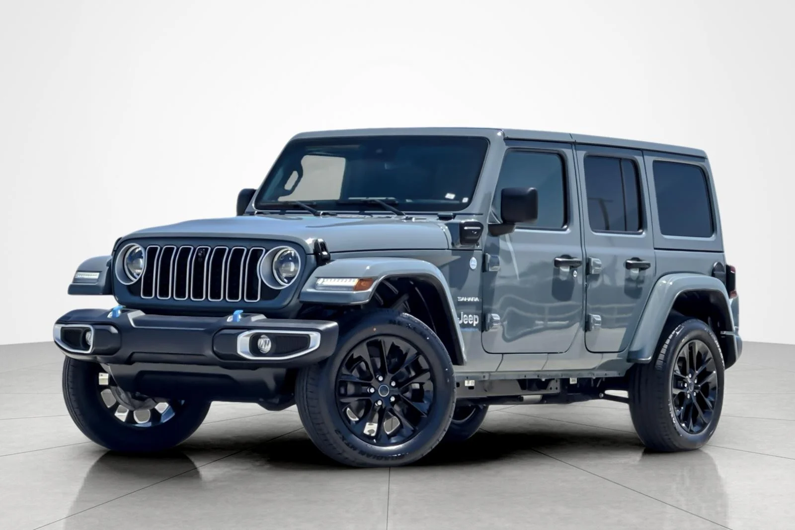 Used 2024 ANVIL CLEAR-COAT Jeep Sahara image 1