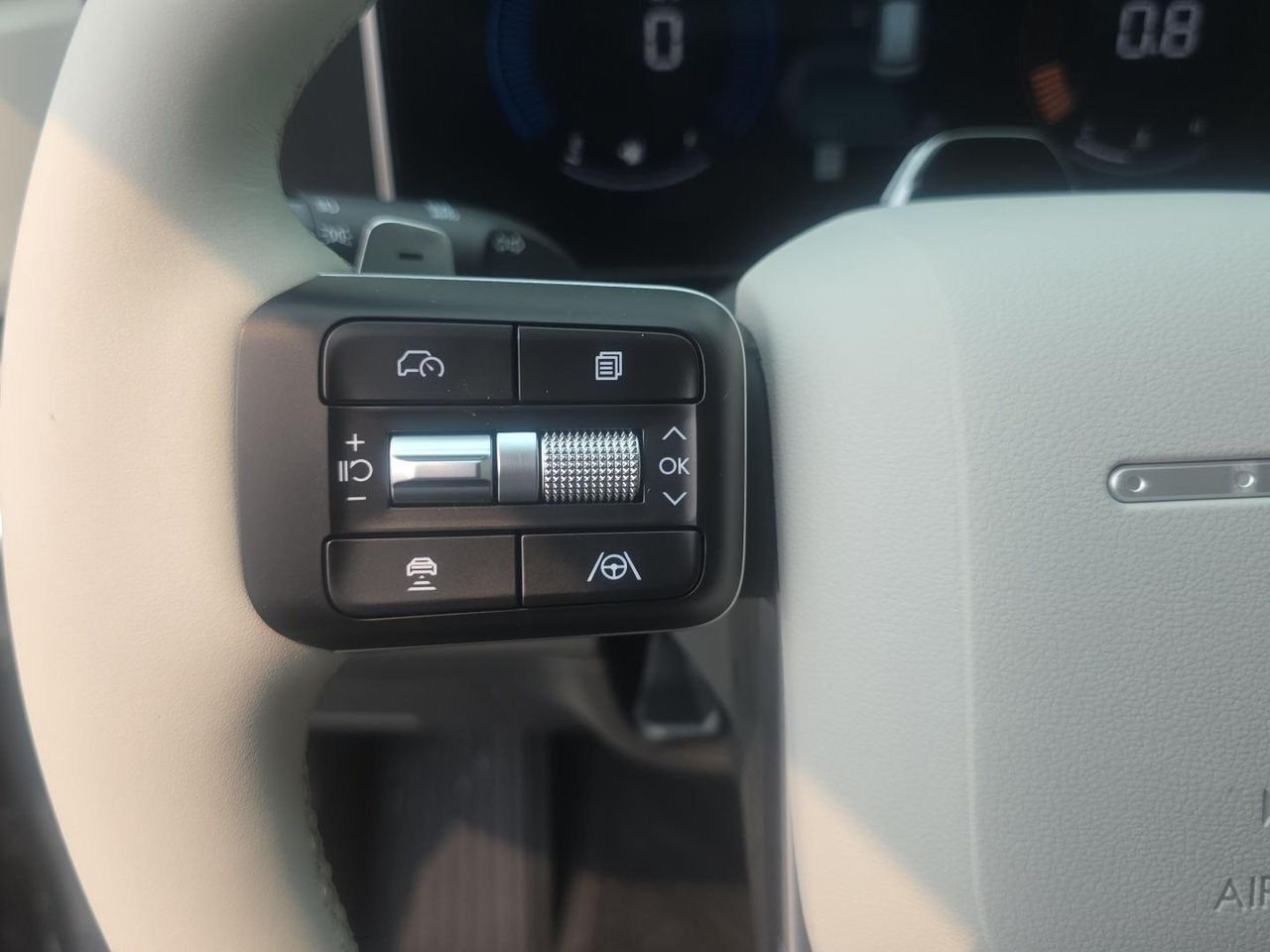 New 2026 Ecotronic Gray Hyundai SEL AWD image 46