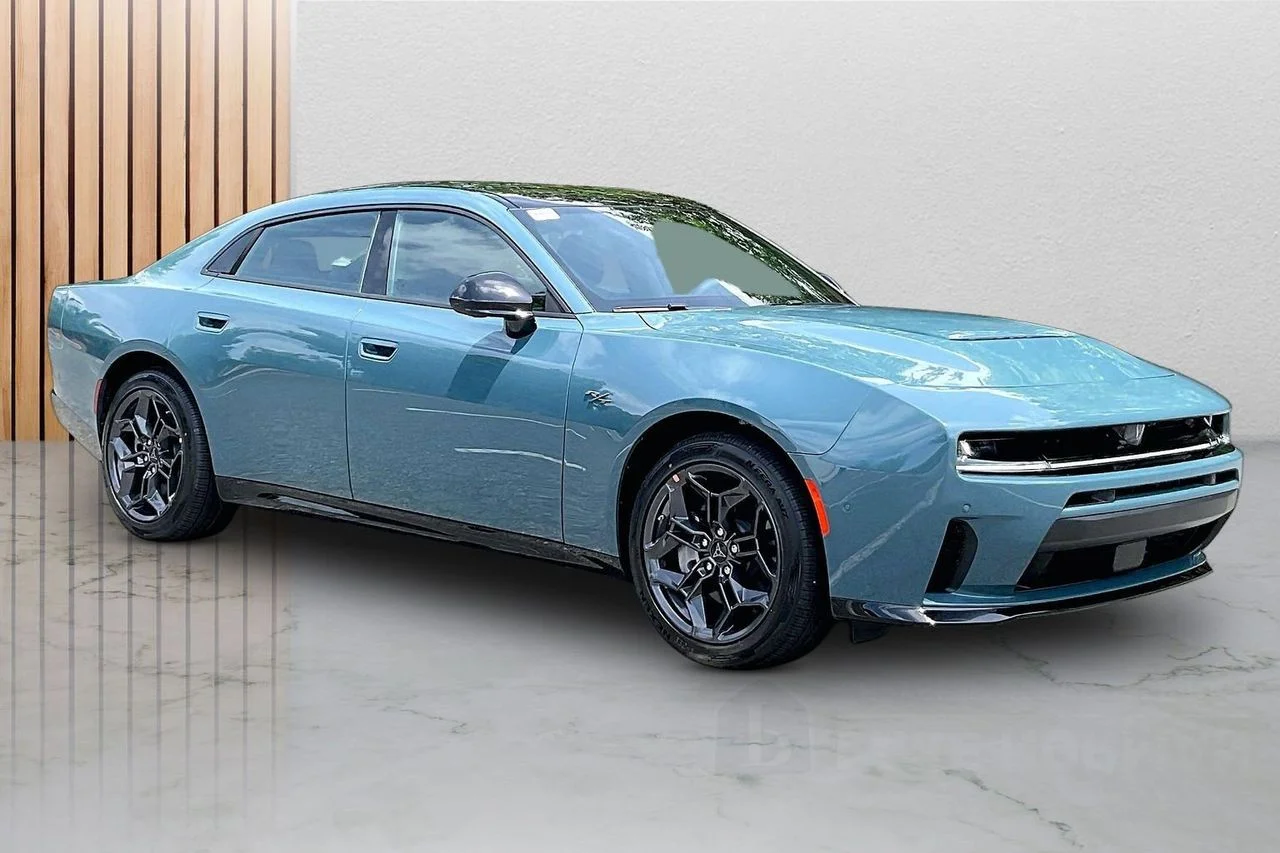 New 2026 Sub-Zero Exterior Paint Dodge  image 2