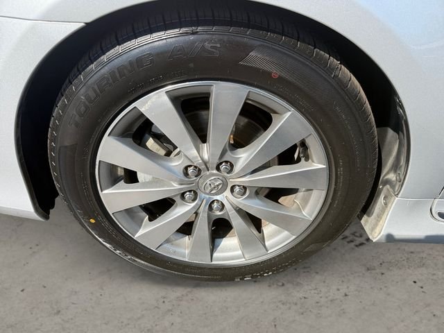 Used 2011 Silver Toyota Limited image 9
