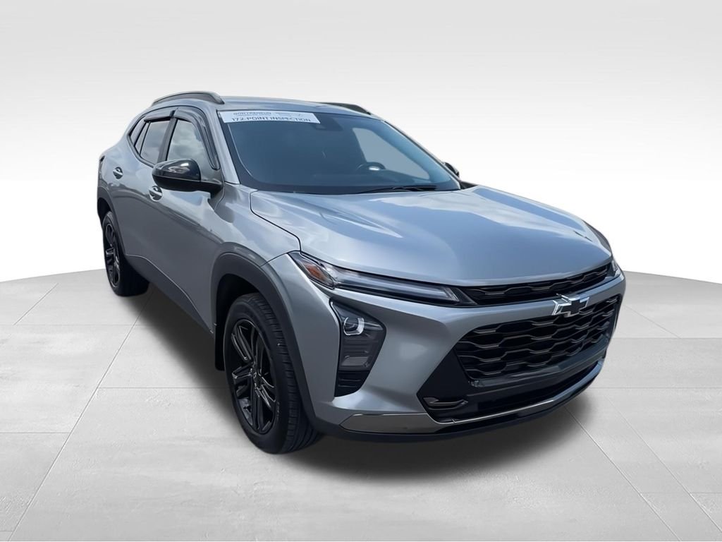 Used 2025 Gray Chevrolet ACTIV image 2