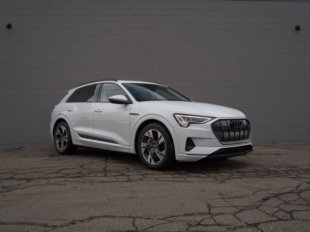 Used 2022 White Audi Premium image 9