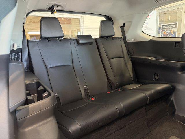 Certified Used 2026 WIND CHILL PEARL Toyota  image 60