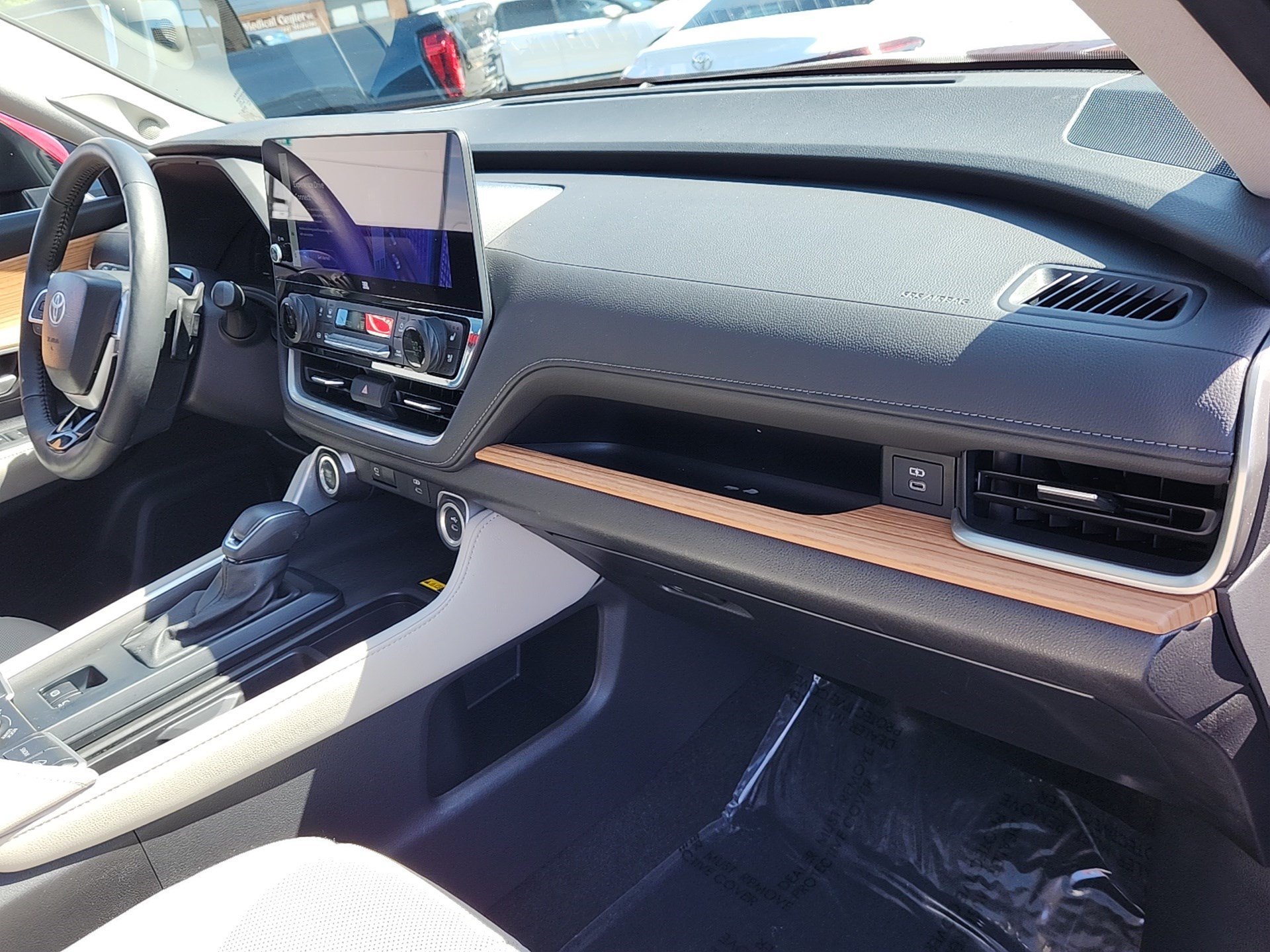 Used 2025 Red Toyota Platinum image 34