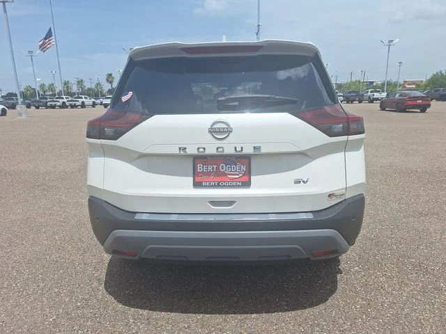 Used 2023 White Nissan SV image 6
