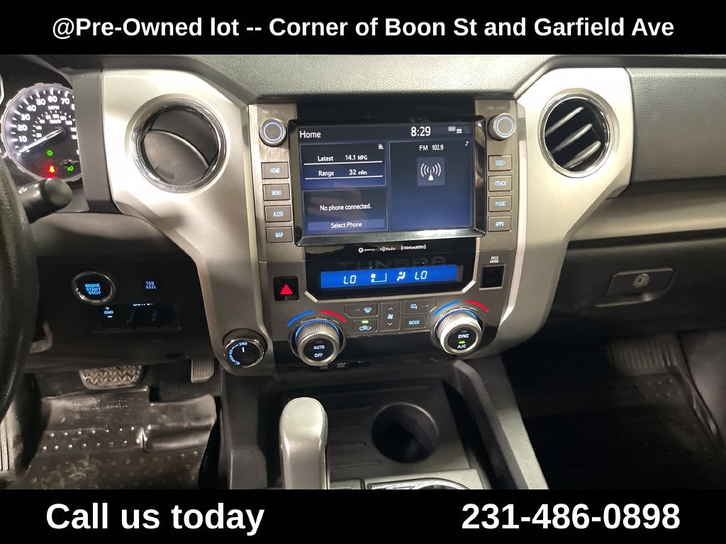 Used 2021 White Toyota SR5 image 17