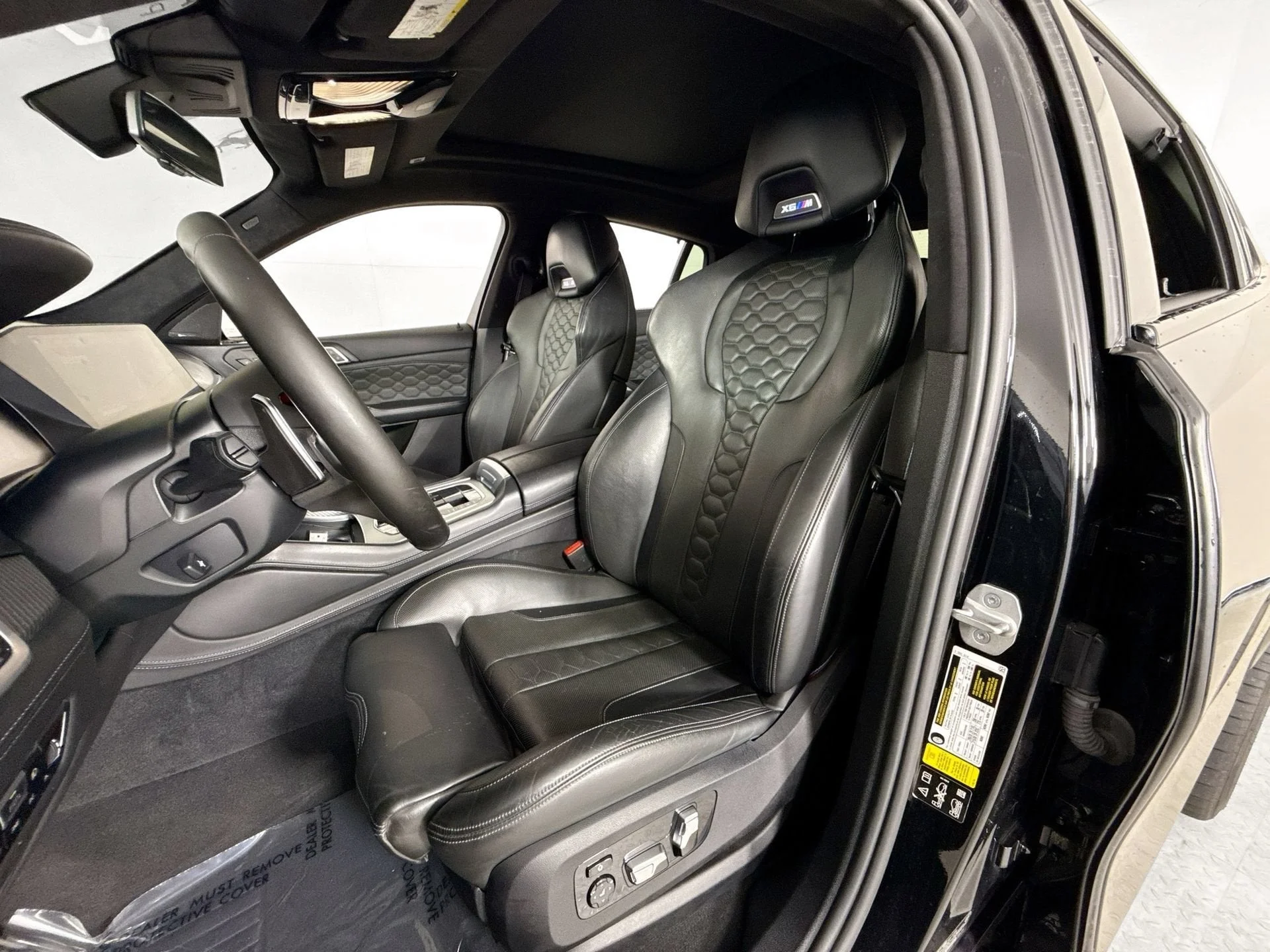 Used 2021 Black Sapphire Metallic BMW Base image 9