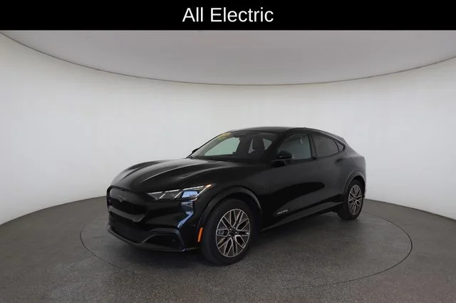Used 2024 Black Ford Premium image 2