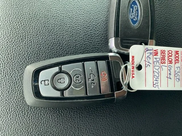Used 2023 Silver Ford Lariat image 52