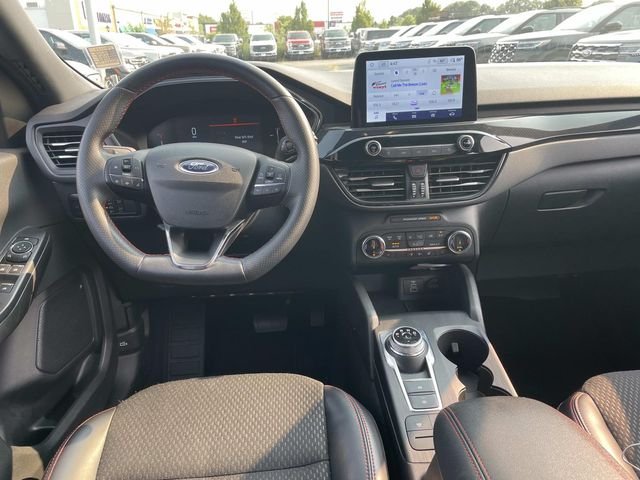 Used 2025 Carbonized Gray Metallic Ford ST-Line Select image 15