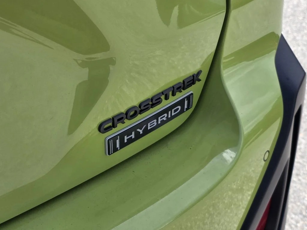 New 2026 CITRON YELLOW PEARL Subaru Limited Hybrid image 9