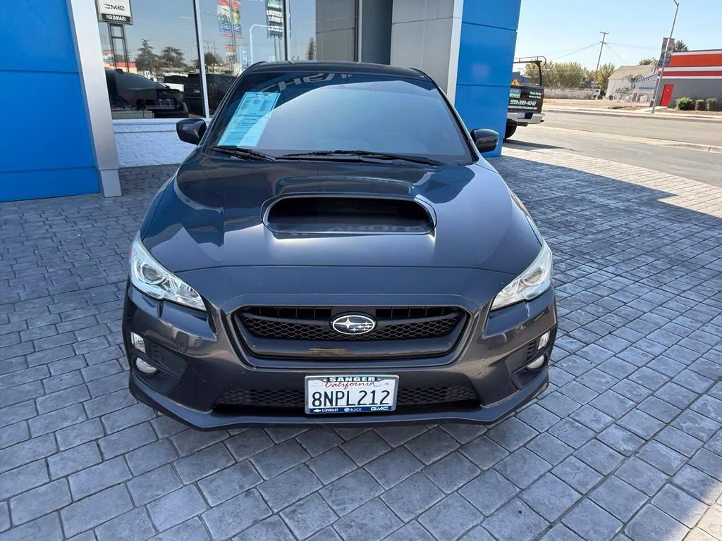 Used 2017 Gray Subaru Premium image 3