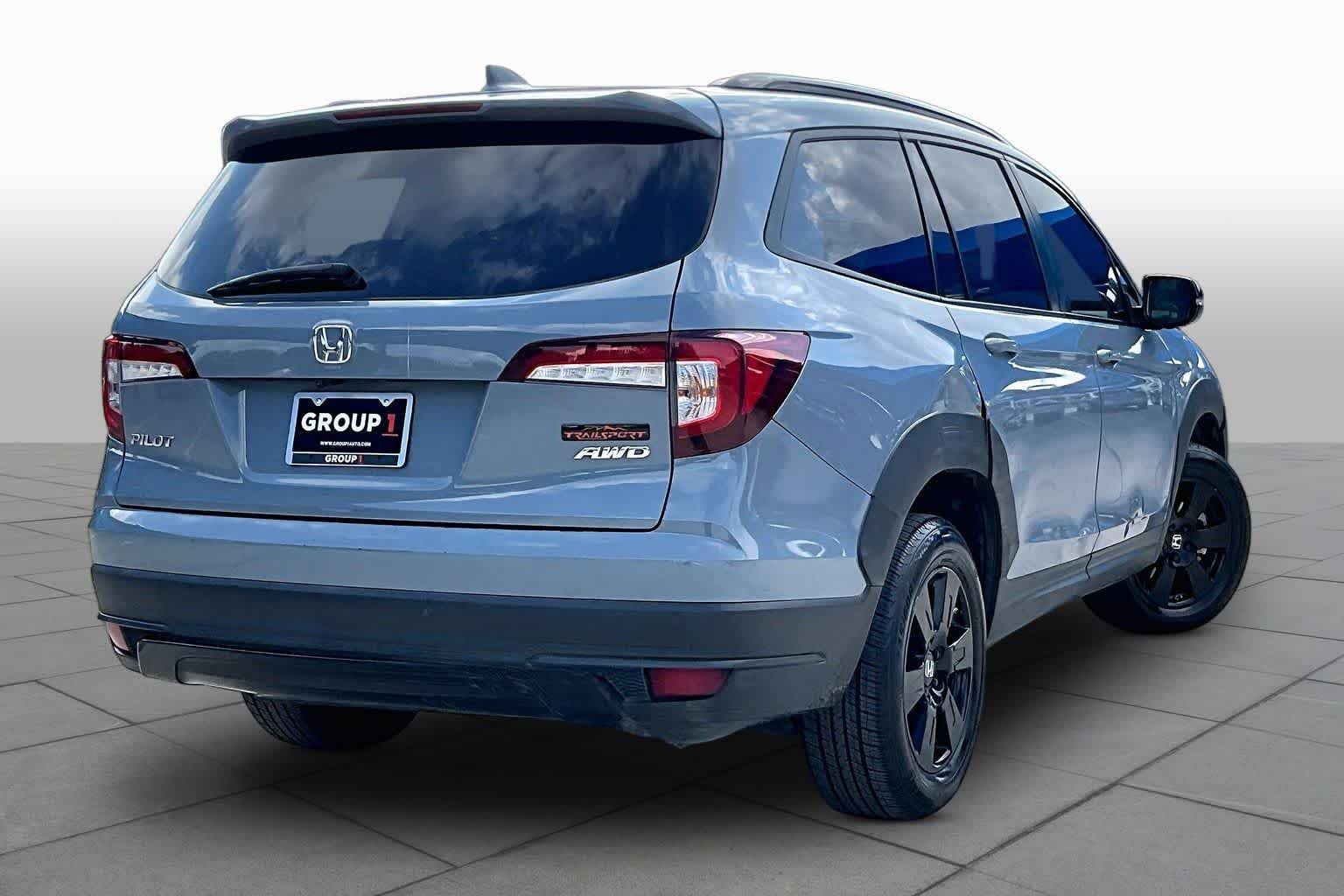 Used 2022 Sonic Gray Pearl Honda TrailSport image 12