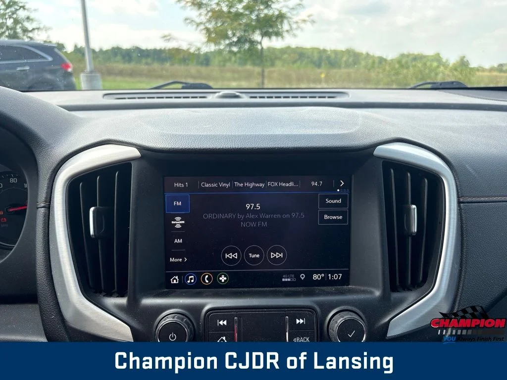 Used 2019 Black GMC SLT image 20